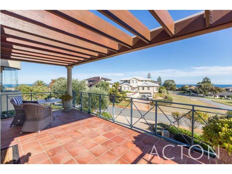 10 Asten Road, City Beach WA 6015