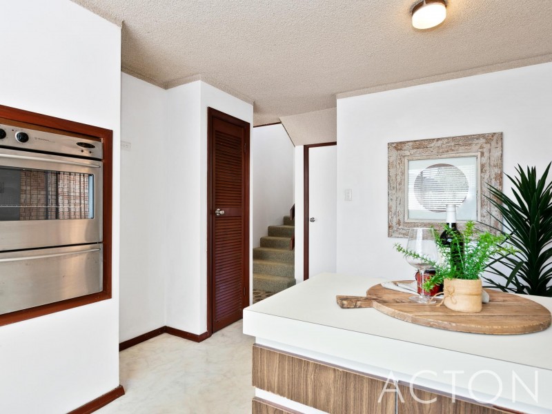 32 Mount Street, Claremont WA 6010