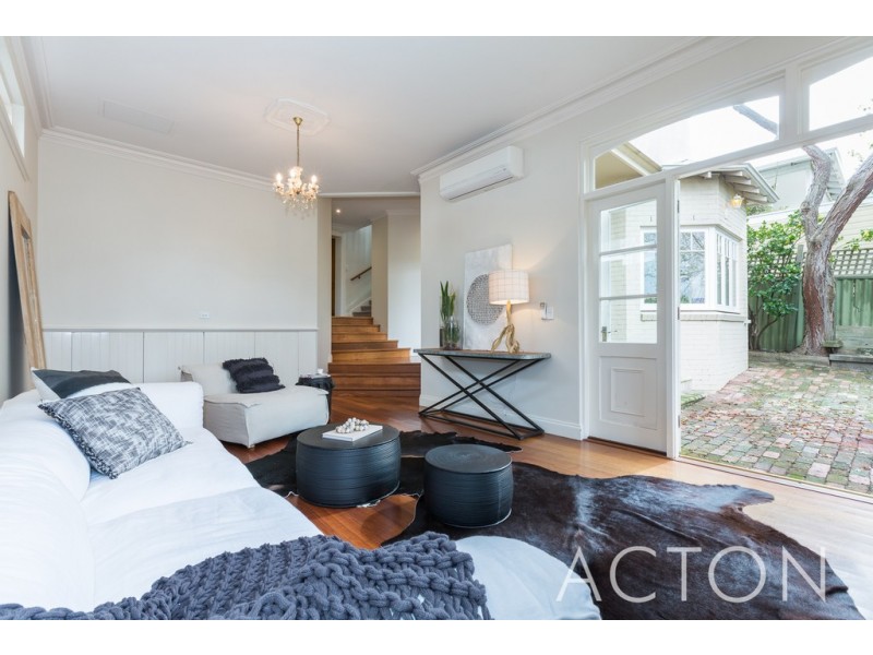 8 Loftus Street, Nedlands WA 6009