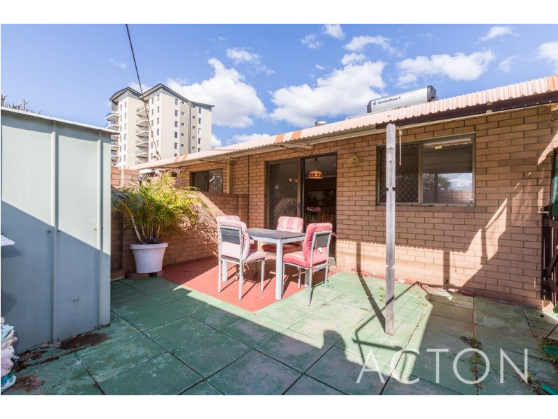 1/6 Wellington Street, Mosman Park WA 6012