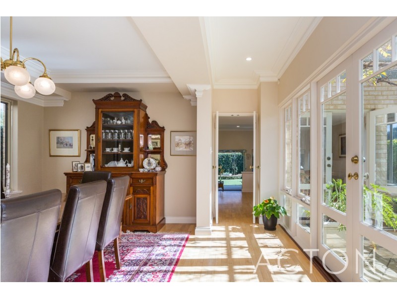 94 Palmerston Street, Mosman Park WA 6012