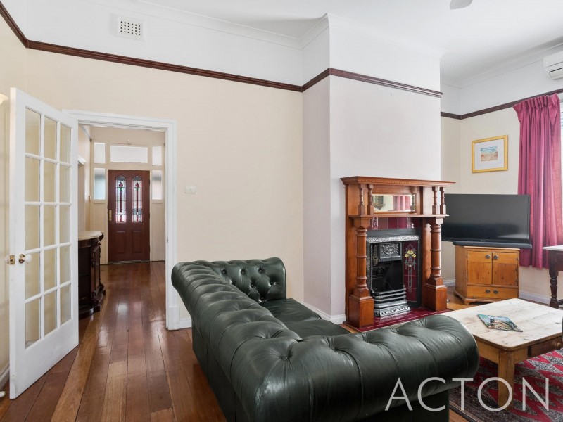 30 Harris Street, Bicton WA 6157