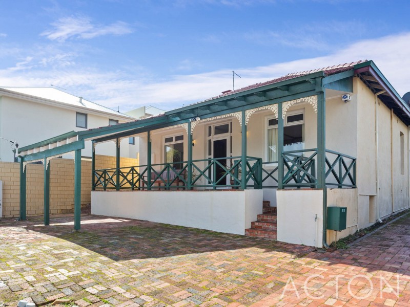 30 Harris Street, Bicton WA 6157