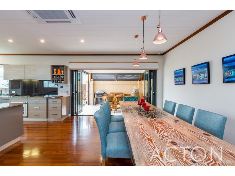 4A Beach Street, Cottesloe WA 6011