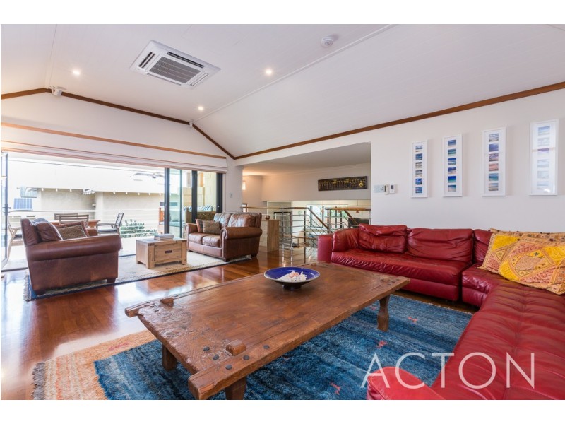 4A Beach Street, Cottesloe WA 6011