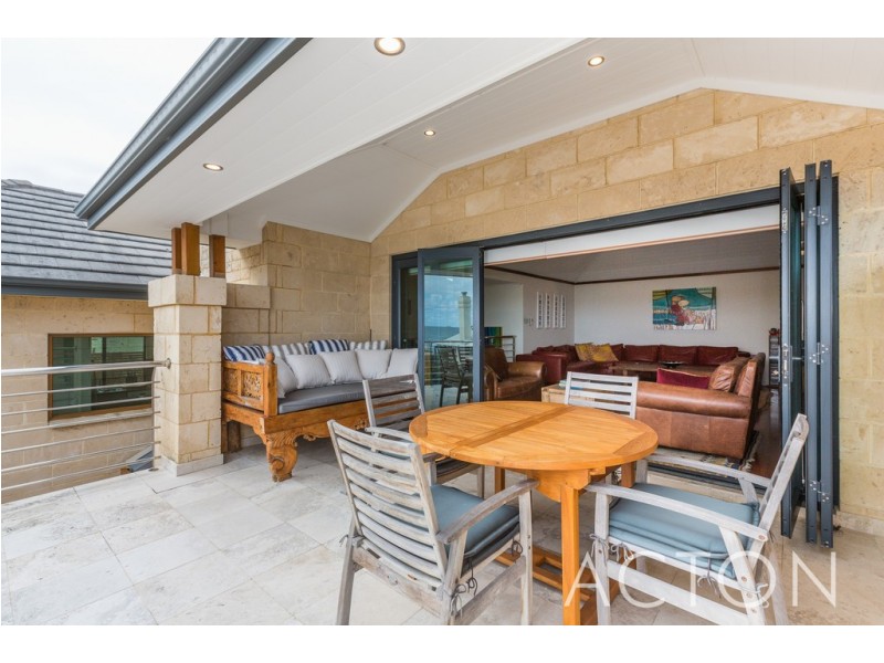 4A Beach Street, Cottesloe WA 6011