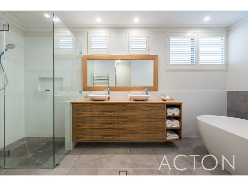 4A Beach Street, Cottesloe WA 6011