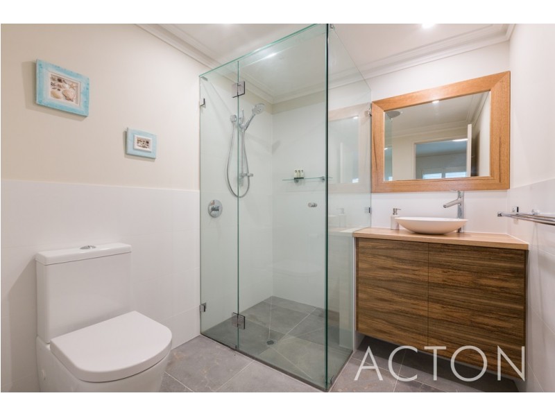 4A Beach Street, Cottesloe WA 6011