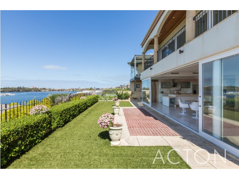 30 Hutchinson Avenue, Mosman Park WA 6012