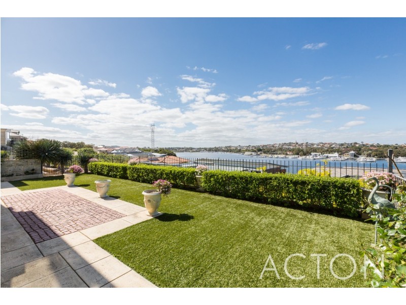 30 Hutchinson Avenue, Mosman Park WA 6012