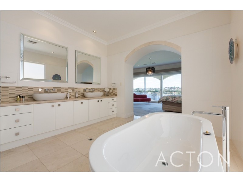 30 Hutchinson Avenue, Mosman Park WA 6012