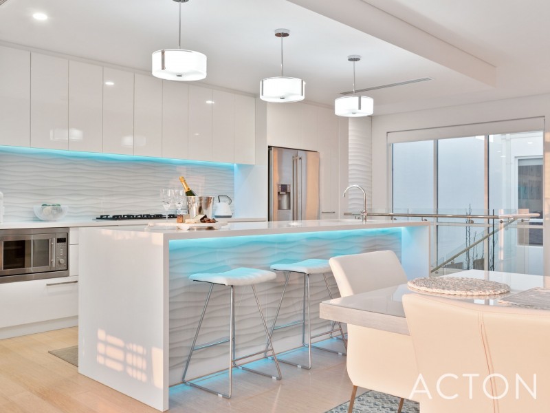 24 Socrates Parade, North Coogee WA 6163