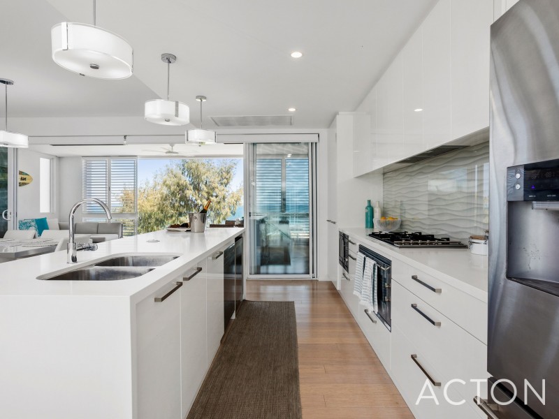 24 Socrates Parade, North Coogee WA 6163