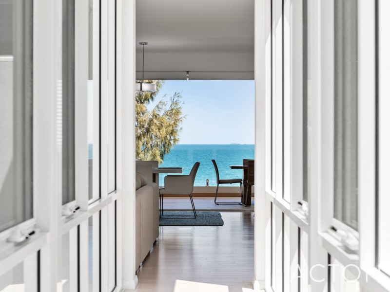 24 Socrates Parade, North Coogee WA 6163