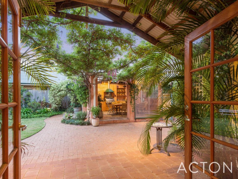 114 Alderbury Street, Floreat WA 6014