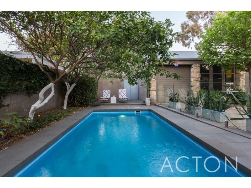 6 Griver Street, Cottesloe WA 6011