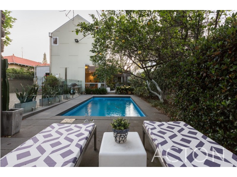 6 Griver Street, Cottesloe WA 6011