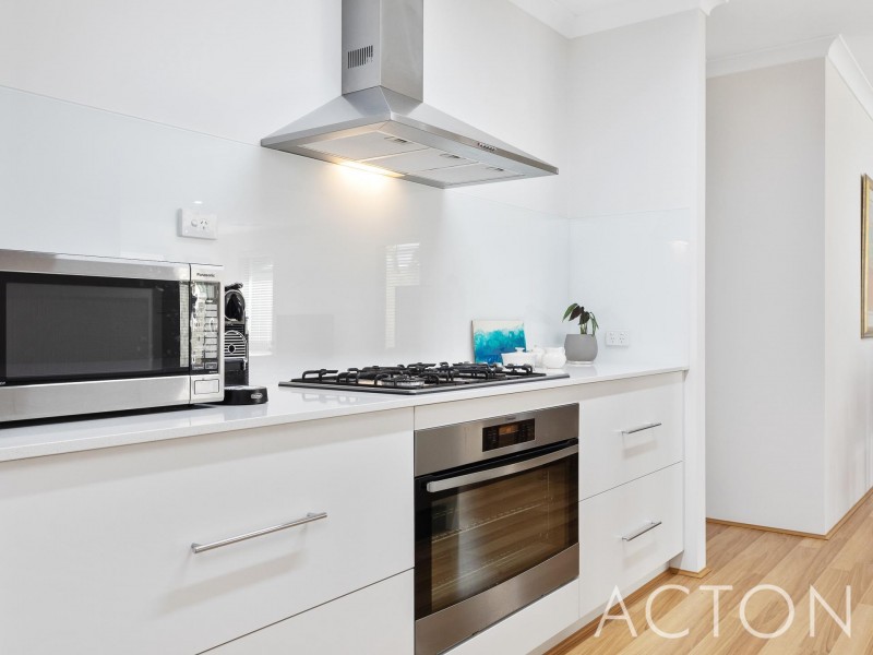 215 Curtin Avenue, Cottesloe WA 6011