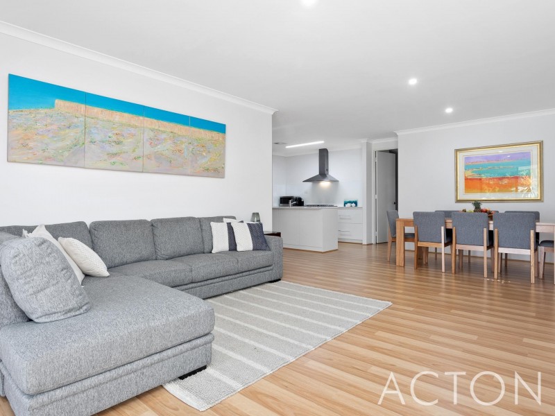 215 Curtin Avenue, Cottesloe WA 6011