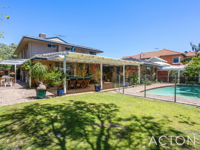 64 Oban Road, City Beach WA 6015
