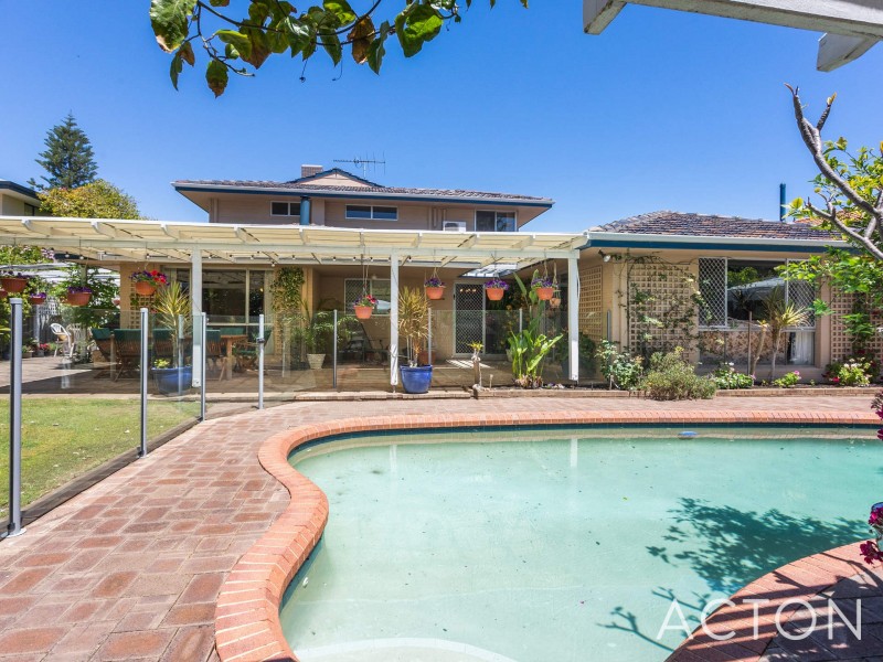 64 Oban Road, City Beach WA 6015