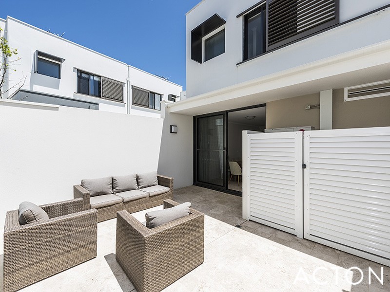 3/9 Athletes Parade, Floreat WA 6014