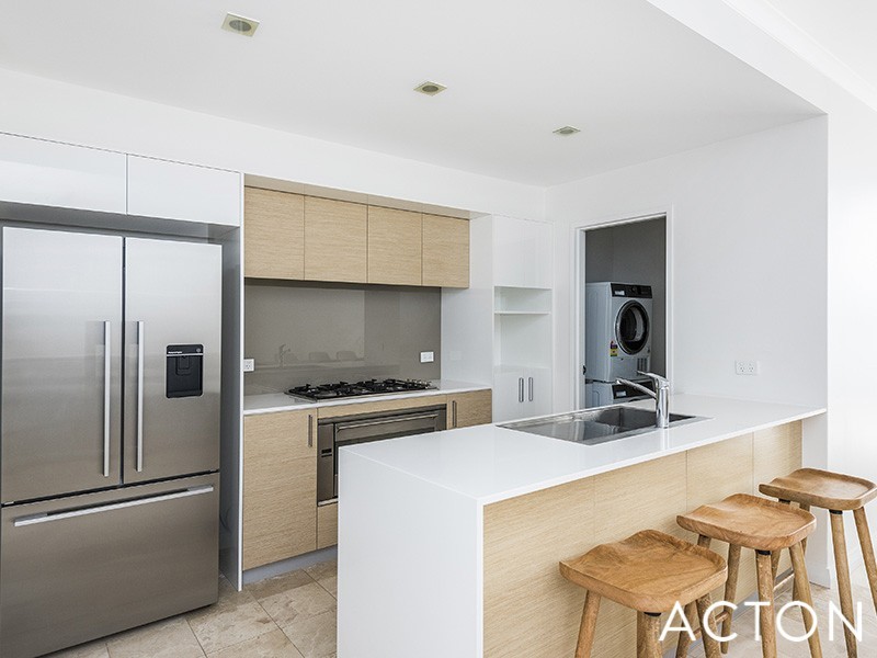 3/9 Athletes Parade, Floreat WA 6014