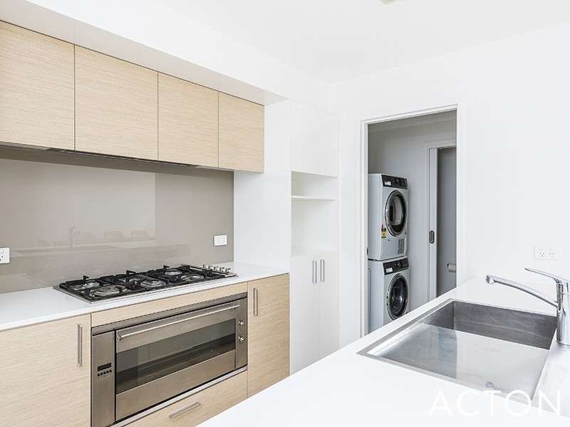 3/9 Athletes Parade, Floreat WA 6014