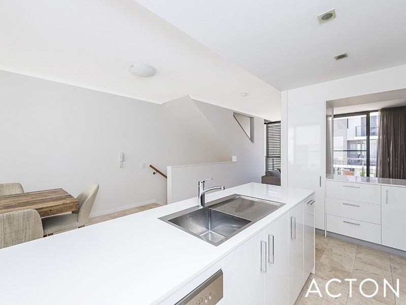 3/9 Athletes Parade, Floreat WA 6014