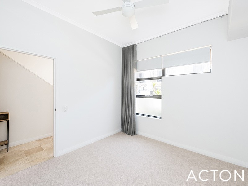 3/9 Athletes Parade, Floreat WA 6014