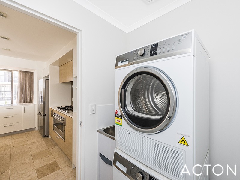 3/9 Athletes Parade, Floreat WA 6014