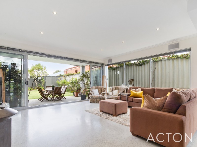 221A Herbert Street, Doubleview WA 6018