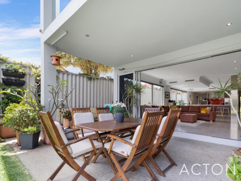 221A Herbert Street, Doubleview WA 6018