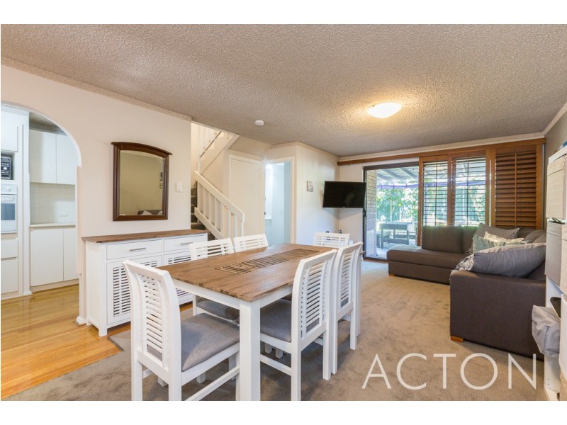 10/5 Elliott Road, Claremont WA 6010