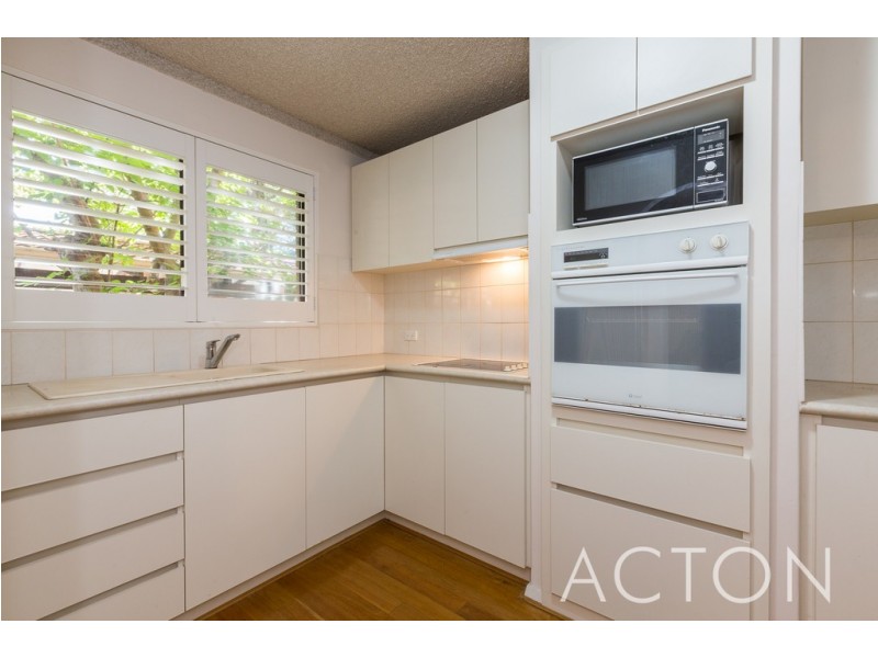 10/5 Elliott Road, Claremont WA 6010