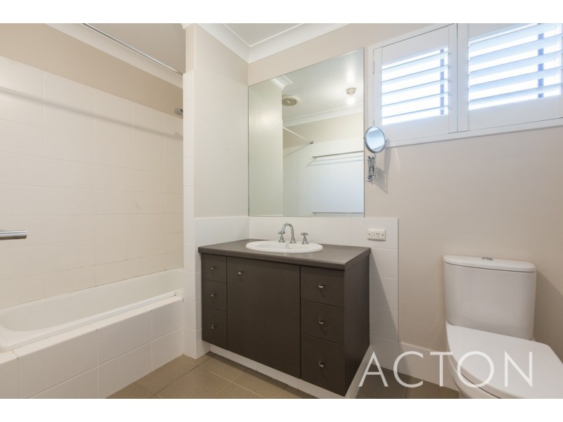 10/5 Elliott Road, Claremont WA 6010