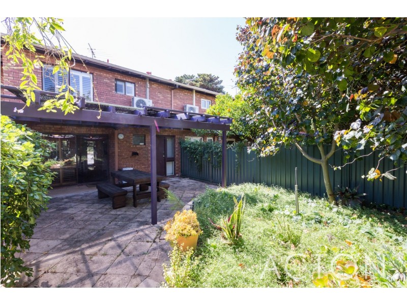 10/5 Elliott Road, Claremont WA 6010