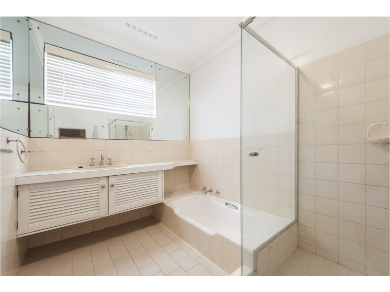 8 Ozone Parade, Cottesloe WA 6011