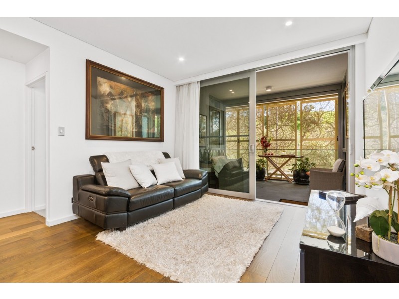 58/2 Milyarm Rise, Swanbourne WA 6010