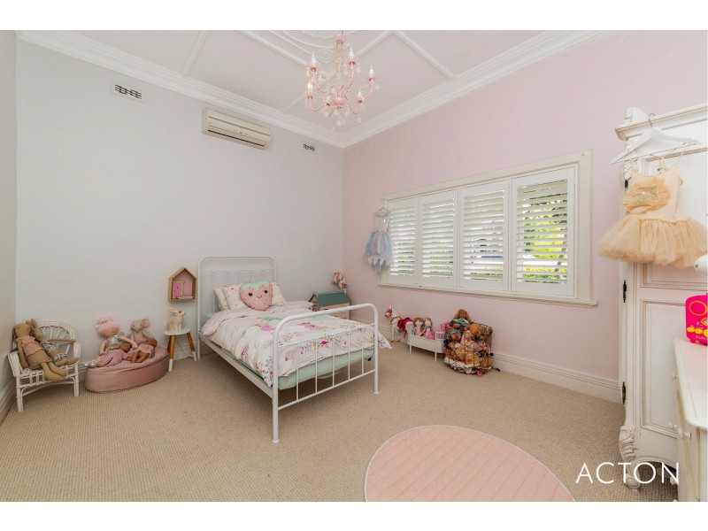 18 Smith Street, Claremont WA 6010