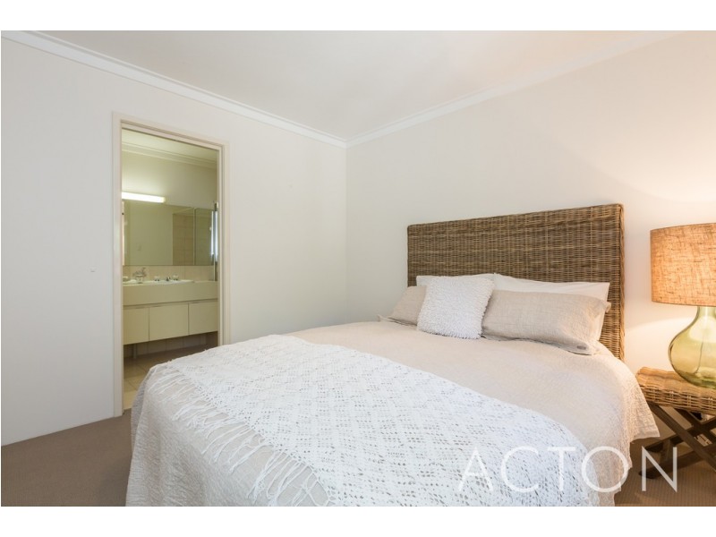 1/1A Osborne Parade, Claremont WA 6010