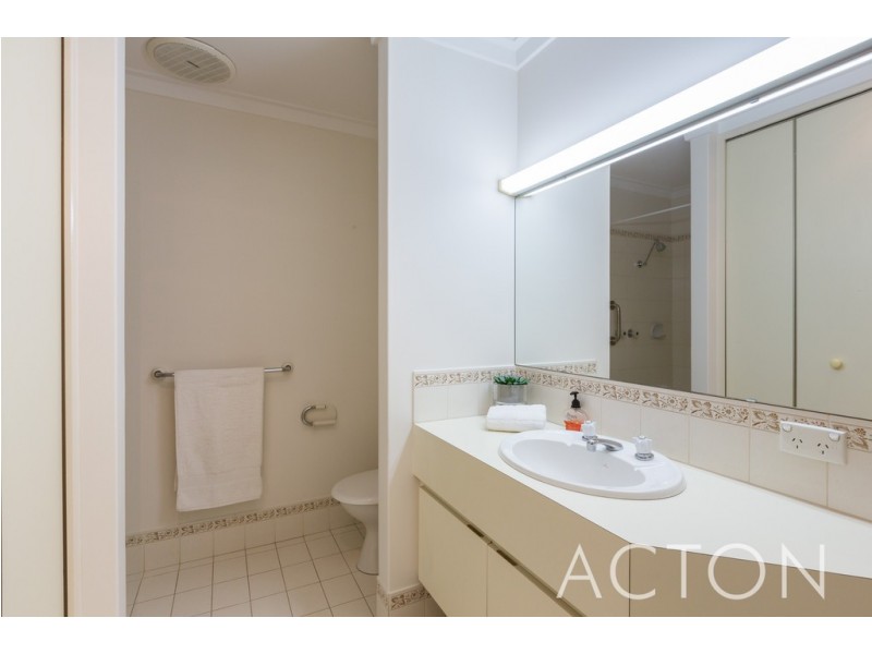 1/1A Osborne Parade, Claremont WA 6010