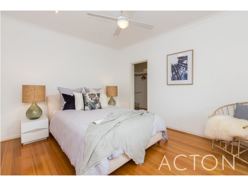 2/11 Salvado Street, Cottesloe WA 6011