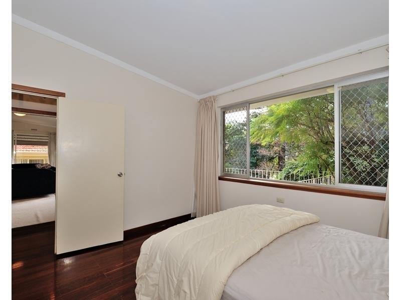 5 Geraldine Street, Cottesloe WA 6011