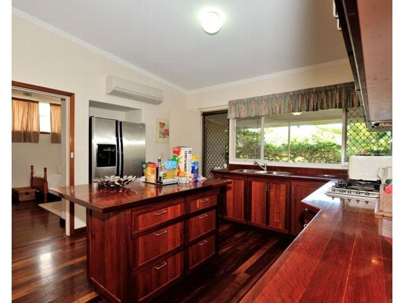 5 Geraldine Street, Cottesloe WA 6011