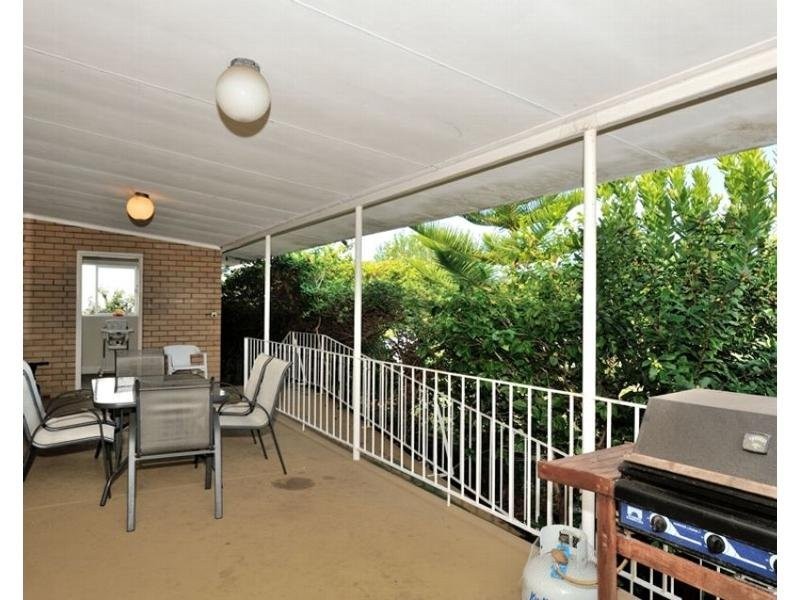 5 Geraldine Street, Cottesloe WA 6011