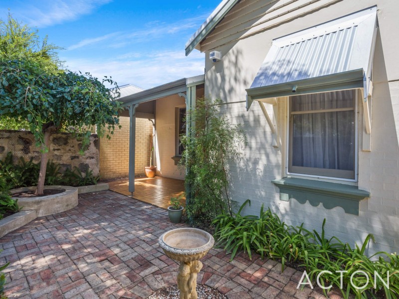 52 Yilgarn Street, Shenton Park WA 6008