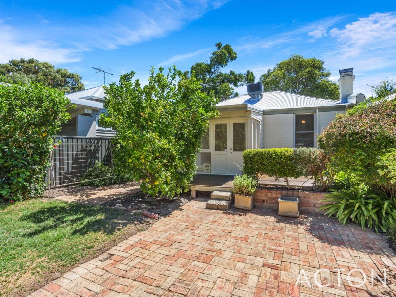 52 Yilgarn Street, Shenton Park WA 6008