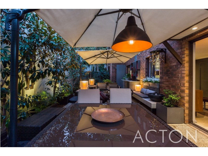 6/5 Elliott Road, Claremont WA 6010