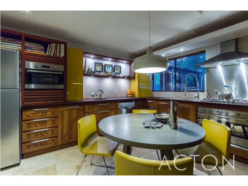 6/5 Elliott Road, Claremont WA 6010